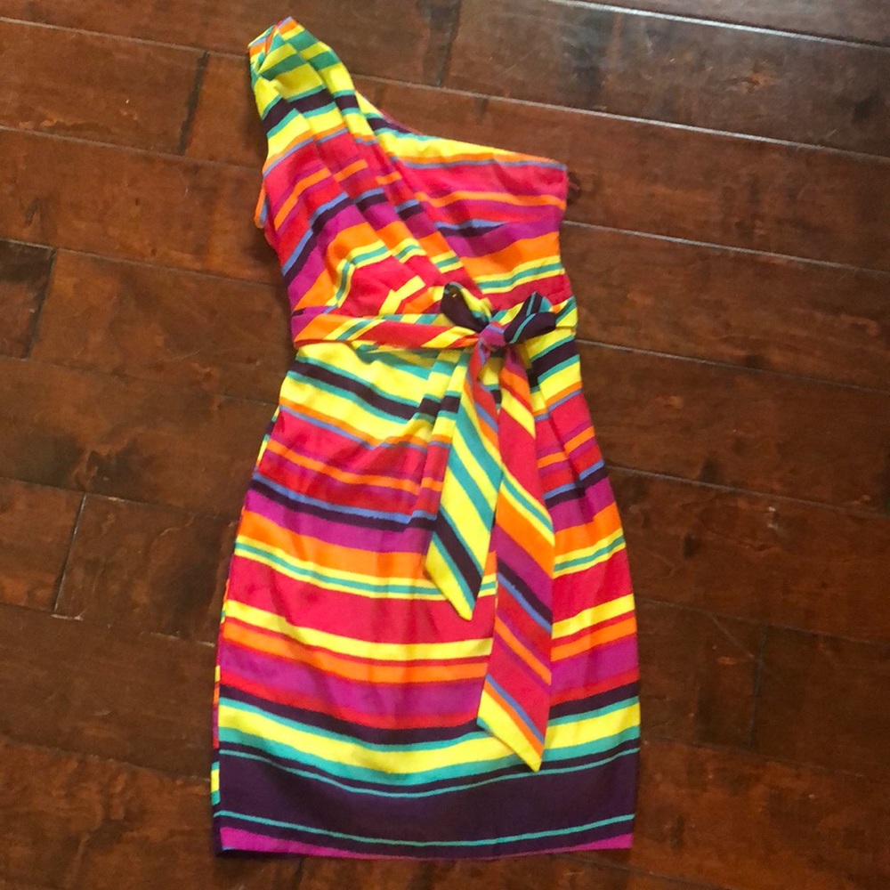 One shoulder dress